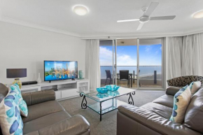 MadeComfy Beach Haven Beachfront 2-Bed Apartment